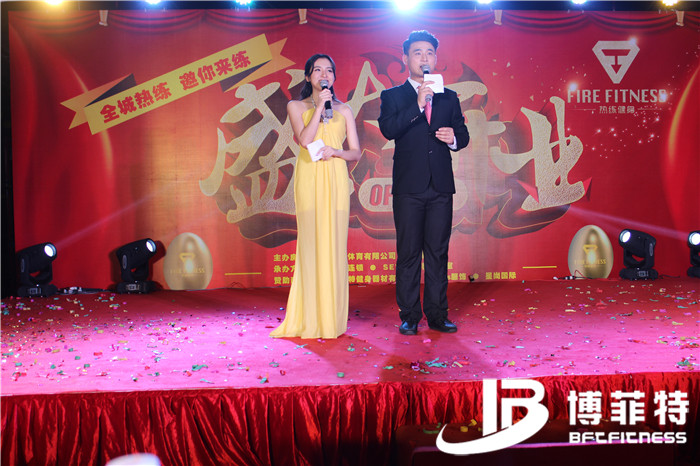 热练健身房开业活动 蜜桃精品无码客户健身房案例，广州蜜桃精品无码健身器材