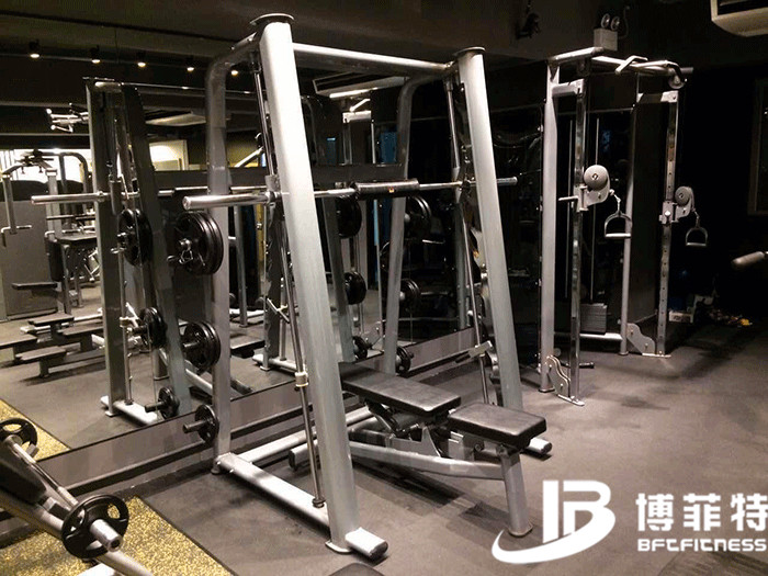 蜜桃精品无码健身器材案例 香港客户的健身房图片
