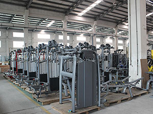 蜜桃精品无码健身器材生产车间展示